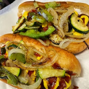 Good Foods Vegan/Vegetarian Deli restaurant in Chicago