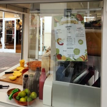 Mango Fresh at International Premium Outlets