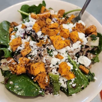 MAD Greens - 7th Ave & McDowell restaurant in Phoenix