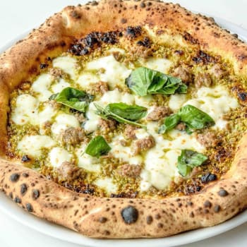 Forno Rosso Pizzeria Napoletana restaurant in Chicago