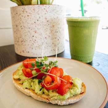 New Moon Market Juice Bar