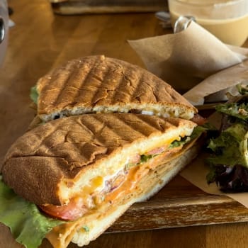 Goji Berry - Eatery & Bakery restaurant in Phoenix