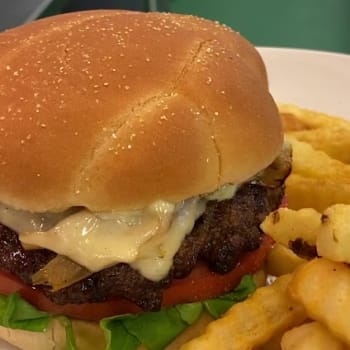 New Harvest Cafe & Grill restaurant in Orlando