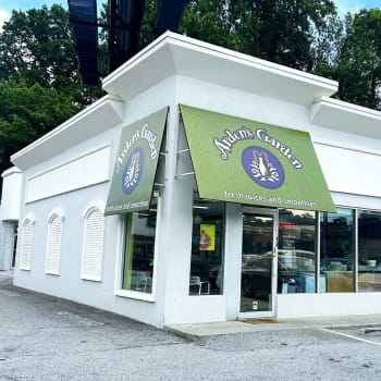 Arden's Garden Juice Bar & Smoothies Buckhead restaurant in Atlanta