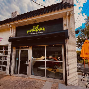 Purely Plant restaurant in Atlanta