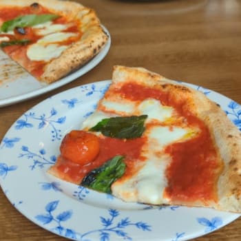 Forno Rosso Pizzeria Napoletana restaurant in Chicago