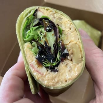 New Moon Market Juice Bar
