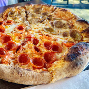 Firepit Pizza Tavern restaurant in Atlanta