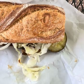Bistro Vonish restaurant in Austin