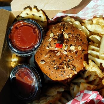 Jimmy Jam's Kale Wraps & Burgers restaurant in Atlanta