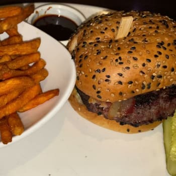 Yard House